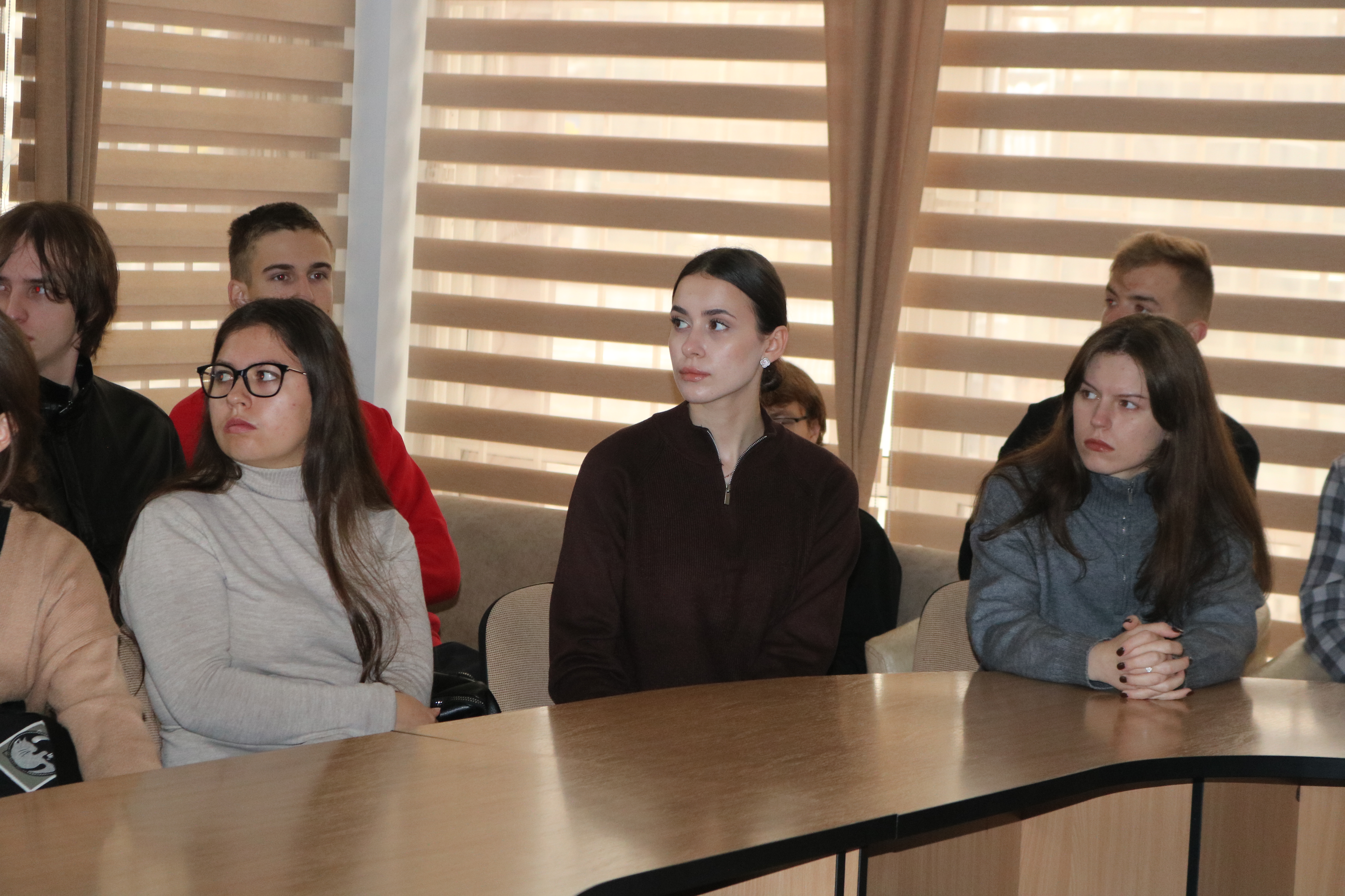 Податкова без міфів: студенти Запорізької політехніки дізналися, як насправді працює служба. Фото № 7/6