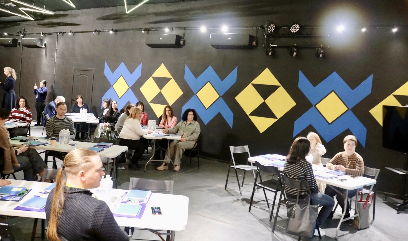 Право на захист і доступ до сервісів: у Запоріжжі провели тренінг щодо захисту прав людей у складних умовах війни. Фото № 6/5