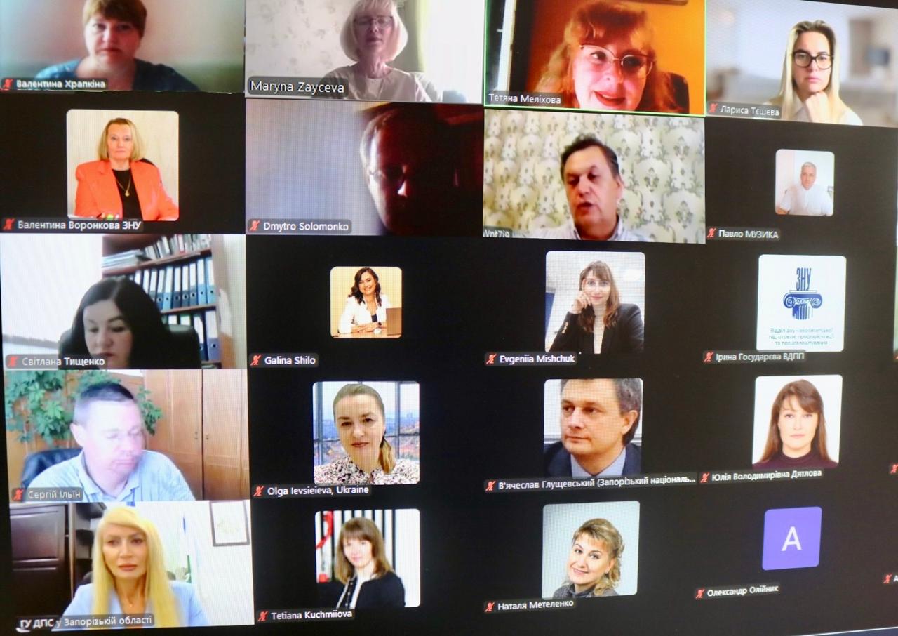 Сервіси, що працюють навіть під обстрілами: запорізька податкова презентувала цифрові рішення на конференції ЗНУ. Фото № 2/1