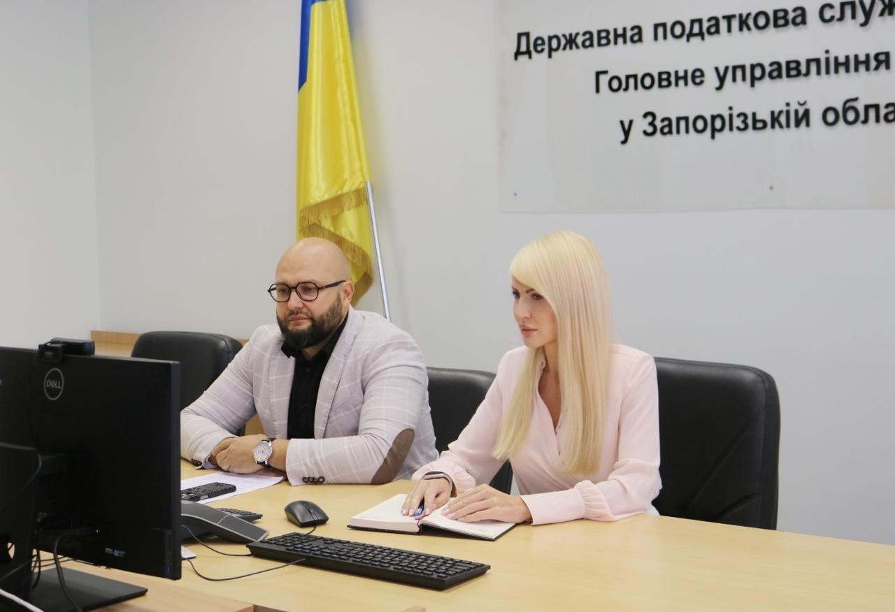 "Діалог влади та бізнесу": Як сформувати страховий стаж для майбутньої пенсії . Фото № 2/1