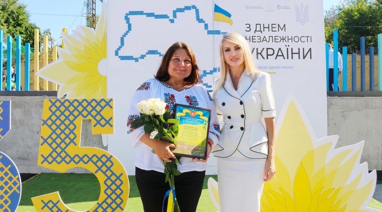 Україні 35 років: запорізькі податківці відзначили День Незалежності. Фото № 2/1