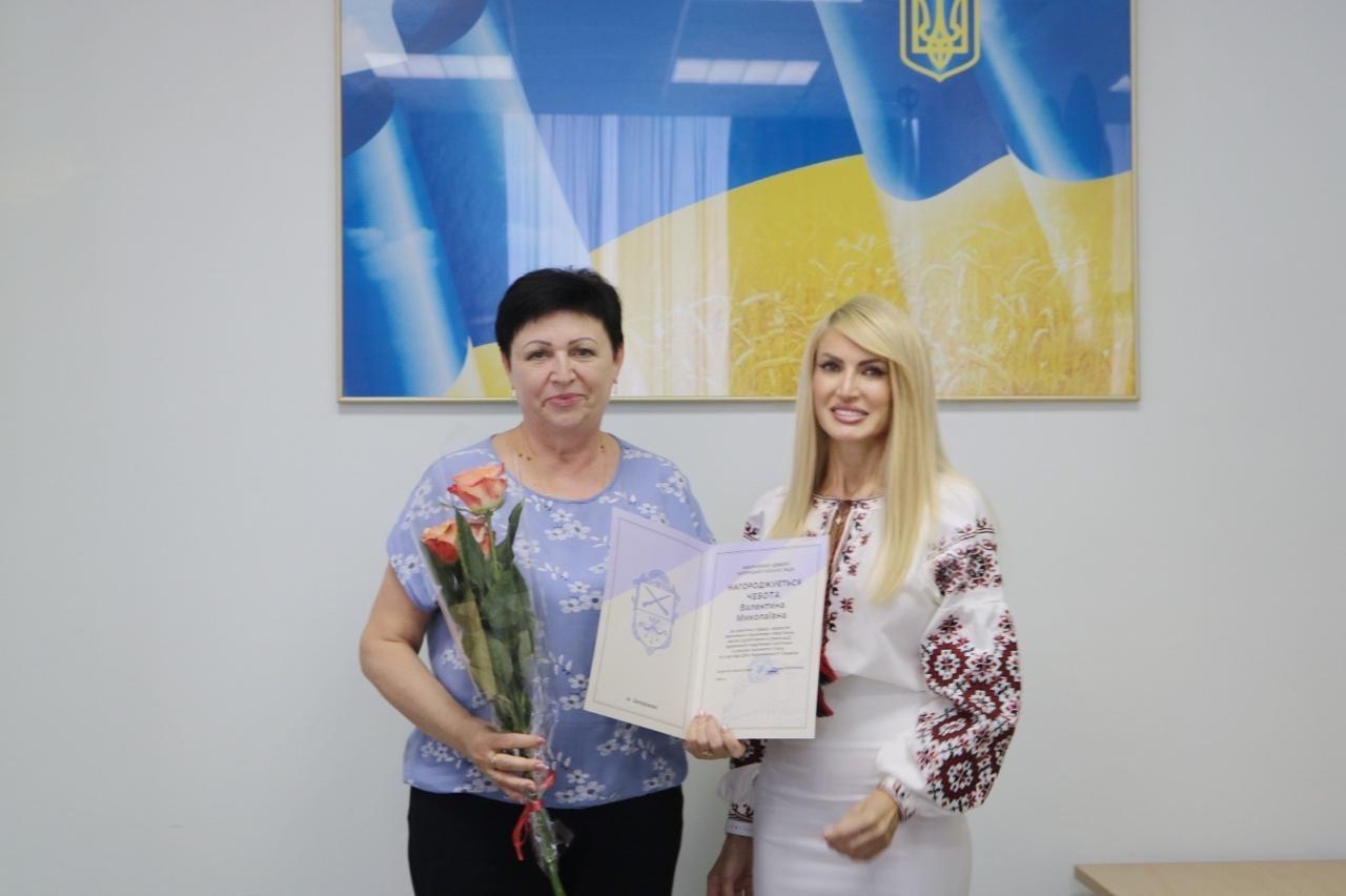 Україні 35 років: запорізькі податківці відзначили День Незалежності. Фото № 3/2