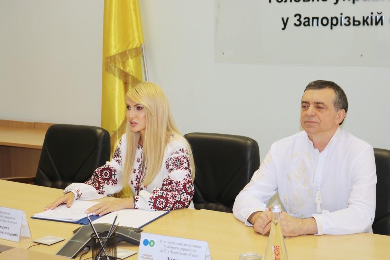 Україні 35 років: запорізькі податківці відзначили День Незалежності. Фото № 5/4