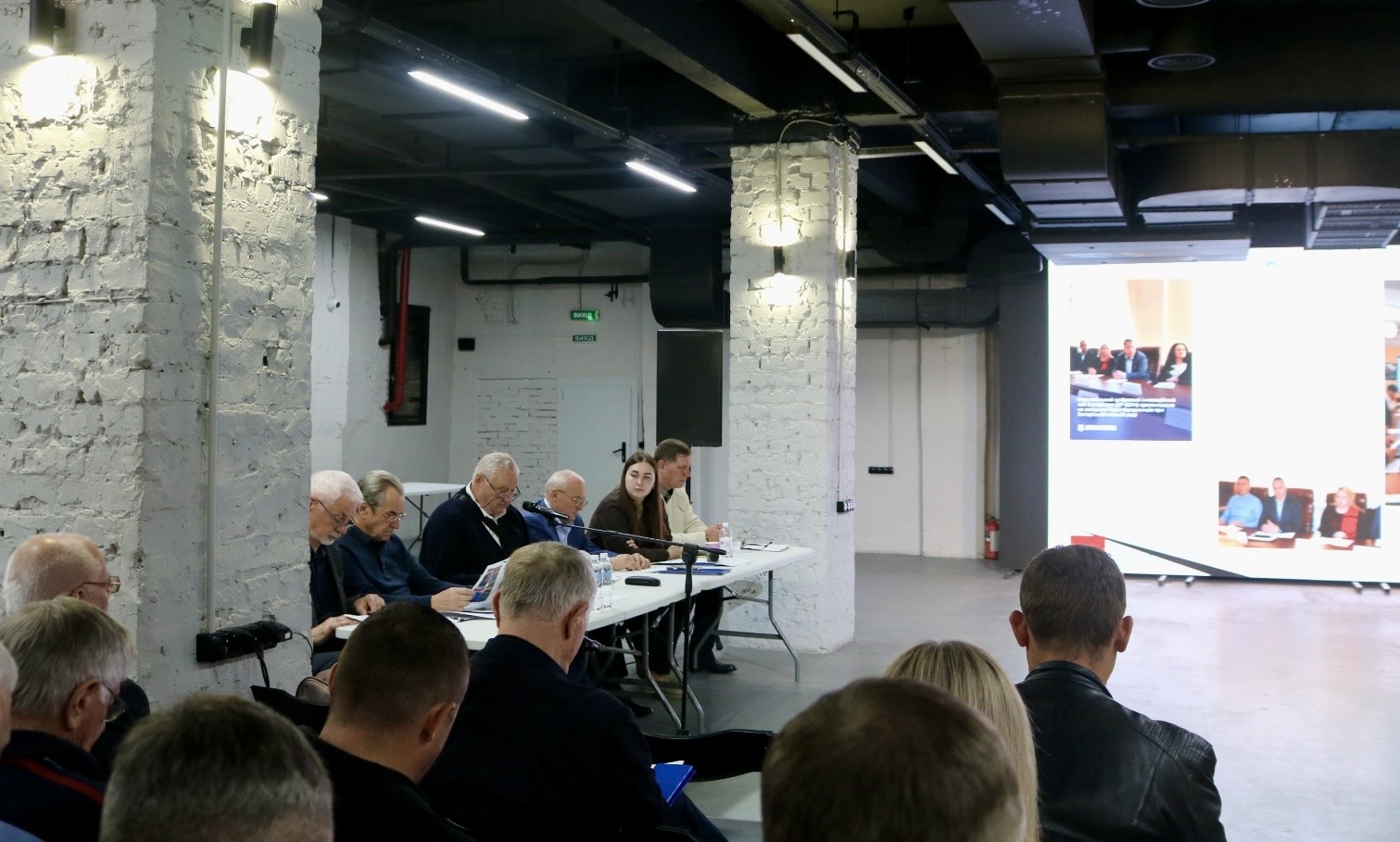 Пільги, податкові накладні та зміни в законодавстві: про що говорили податківці й запорізький бізнес. Фото № 2/1